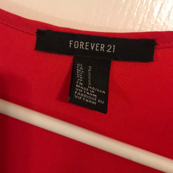 Red romper! - Picture 2 of 3